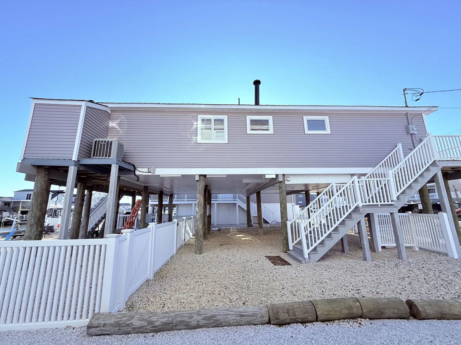 Siding by Remodeling Network