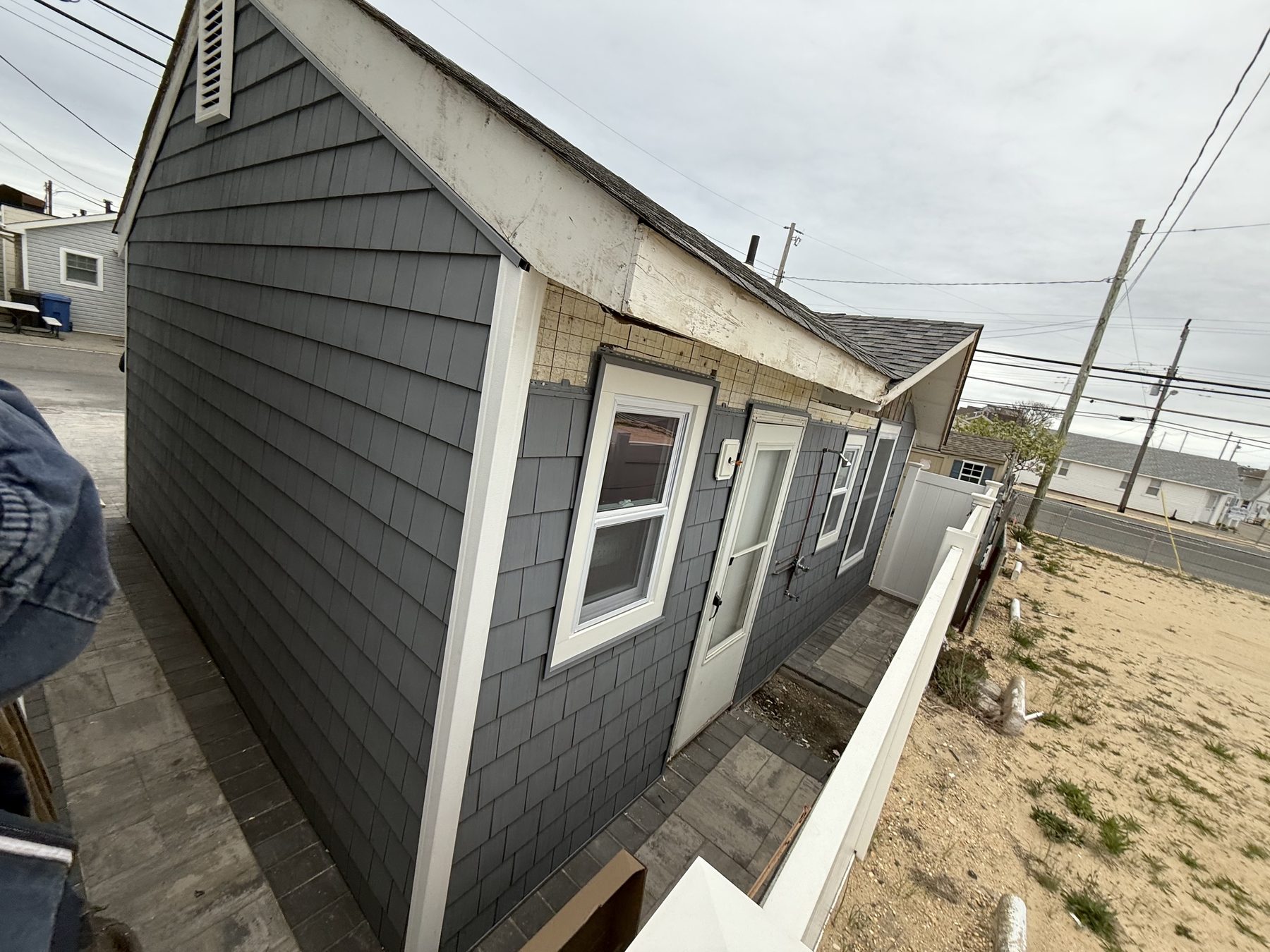 Siding by Remodeling Network